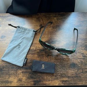 Dojos Green Sunglasses